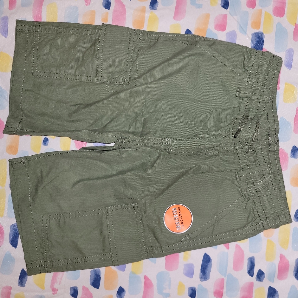 NWT Children's Place cargo shorts